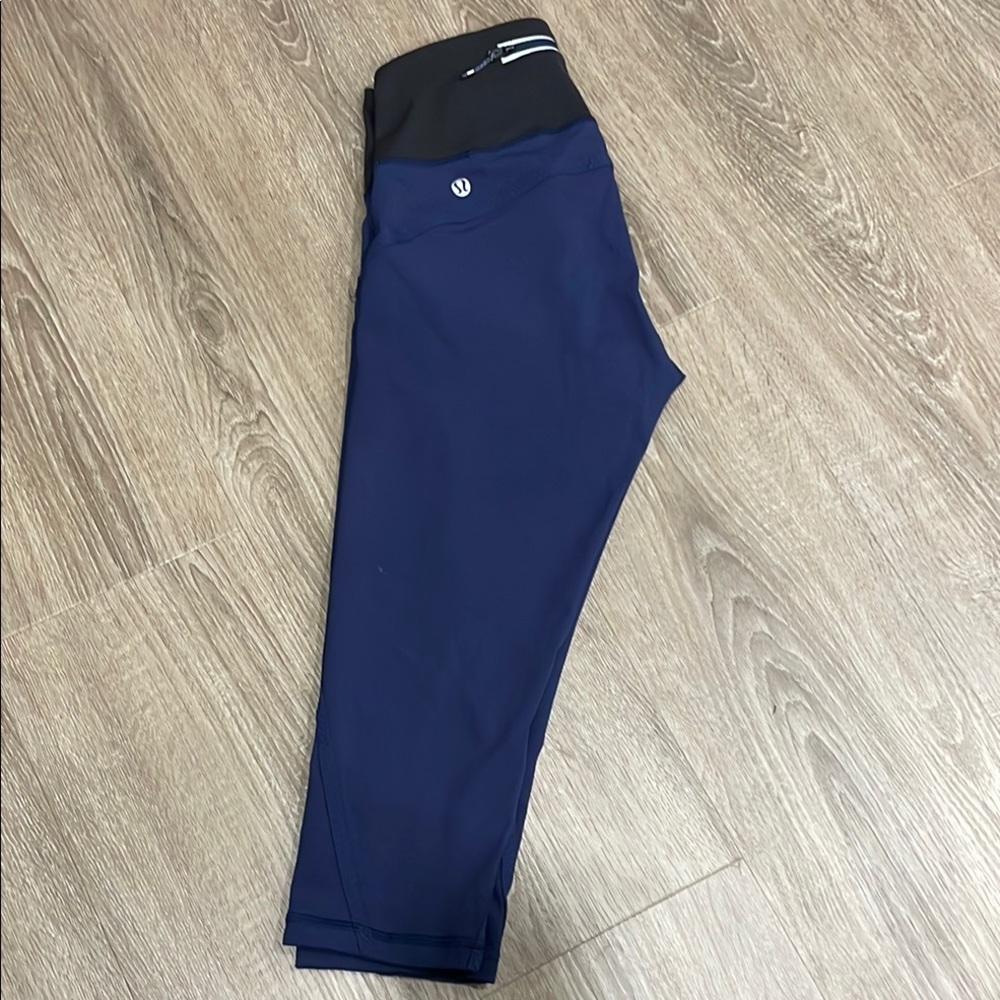 Lululemon Navy and Black Capri Leggings